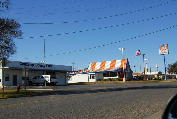 whataburger sand springs,History of Whataburger