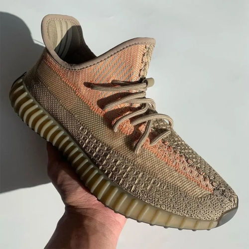 sand taupe yeezy,Sand Taupe Yeezy: A Comprehensive Guide